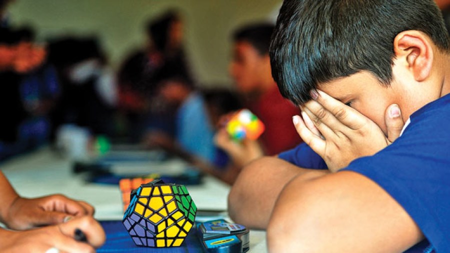 551577-rubik-s-cube